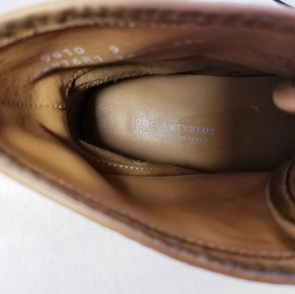 JOHN VARVATOS ITALIAN MEN CHUKKA CAPTOE BOOTS TAN LEATHER SIZE 9 EUC * main image 10